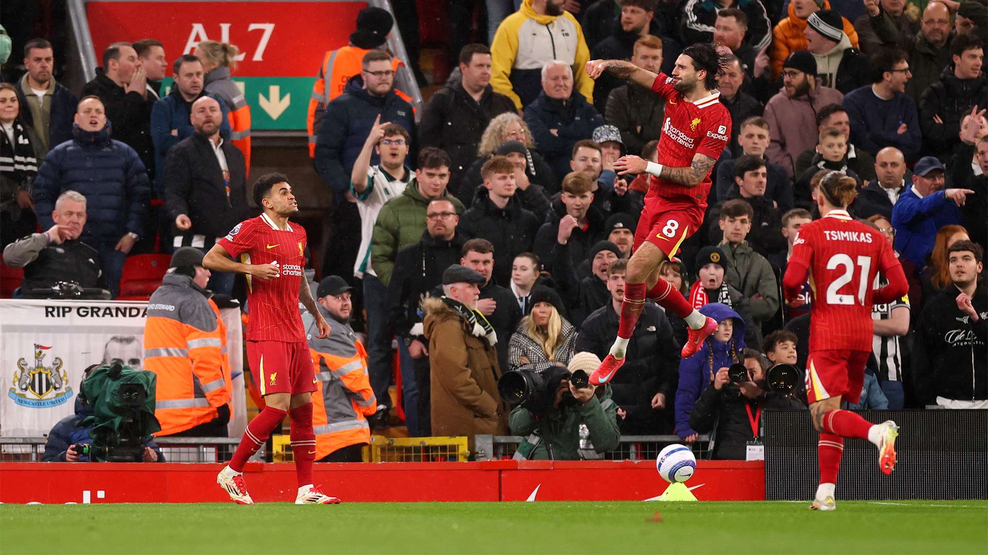 半決賽次回 半決賽次回